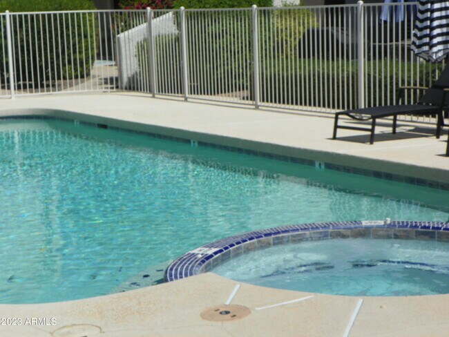 Building Photo - 4926 N 74th St