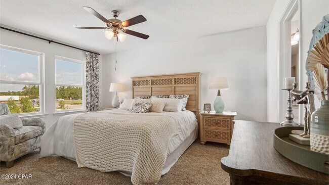 Primary Photo - 476 Melrose Wy