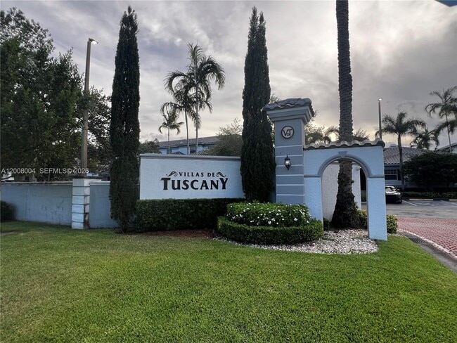 Building Photo - 771 SW 148th Ave