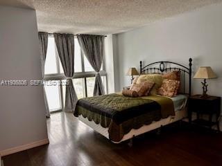 Building Photo - 2655 Collins Ave