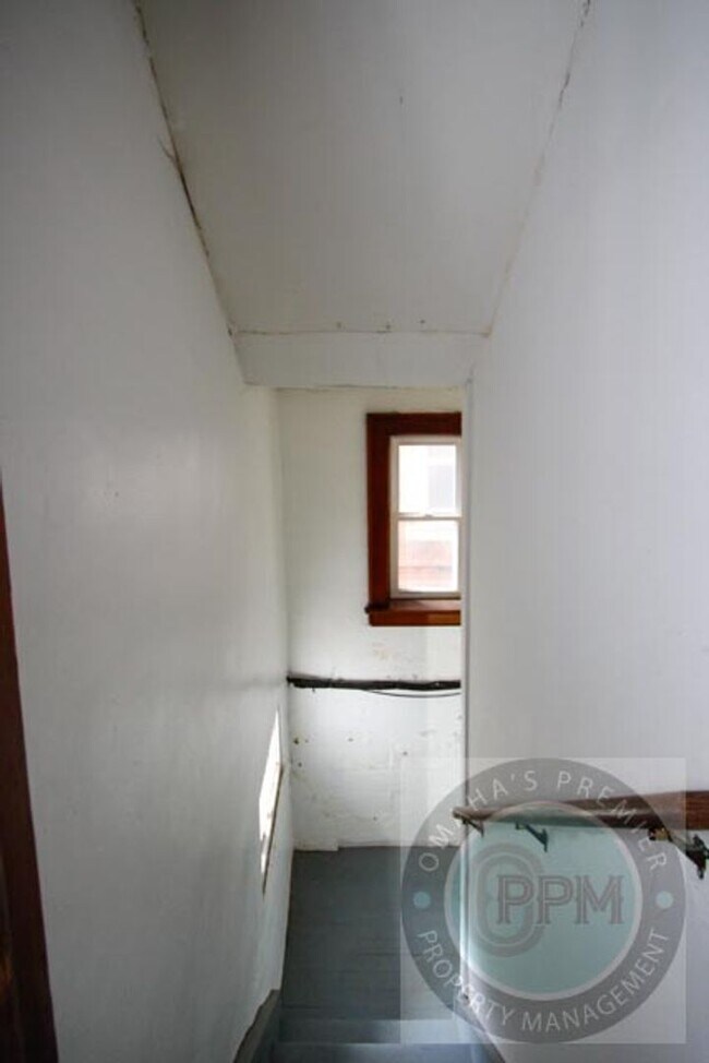 Building Photo - 530 Park Ave