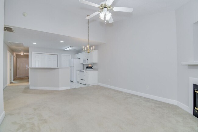 Building Photo - 275 Caldwell Cir