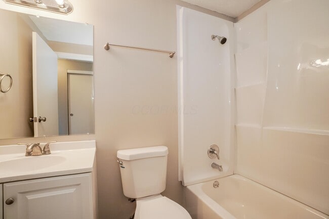 Building Photo - 7289 Timbercreek Ct
