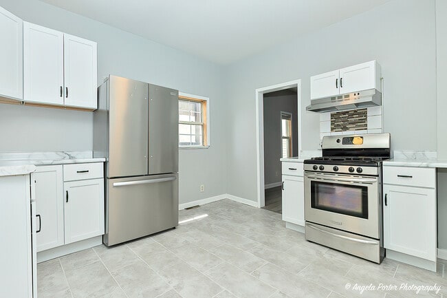 Building Photo - 551 S M.L.K. Jr Ave