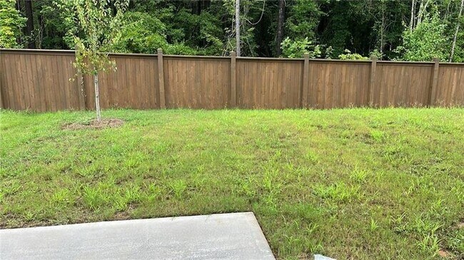 Building Photo - 285 Springwood Ln