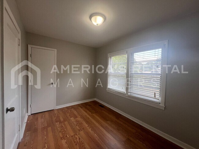 Building Photo - Home for rent in Birmingham! Coming Soon!