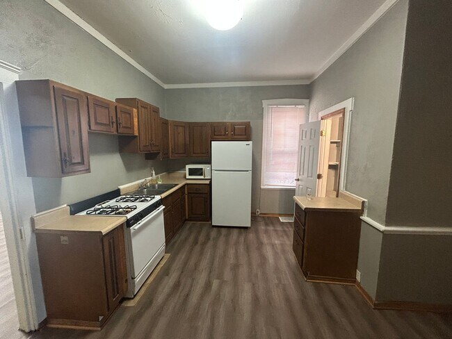 Building Photo - 813-815 S. 14th