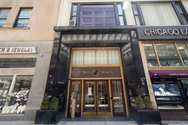 Primary Photo - 5 N Wabash Ave