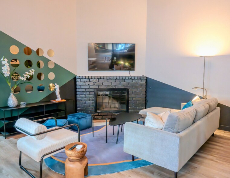 Building Photo - 7804 Sparkle Ave