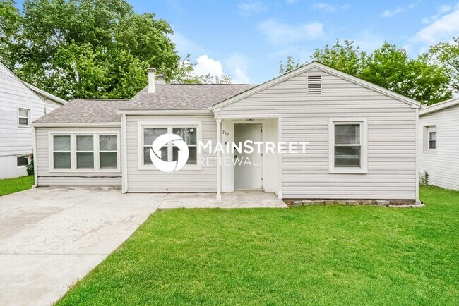 Building Photo - 3 Bedroom Pet-Friendly Home in St. Louis, MO with Main Street Renewal