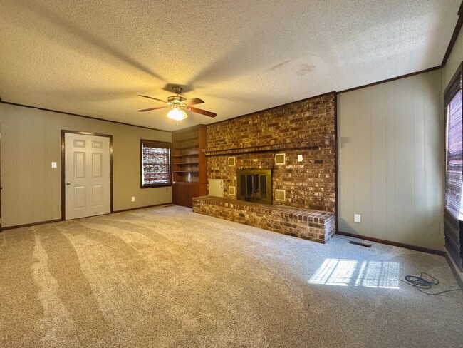 Building Photo - 3 Bedroom/2 Bath House in Batesville