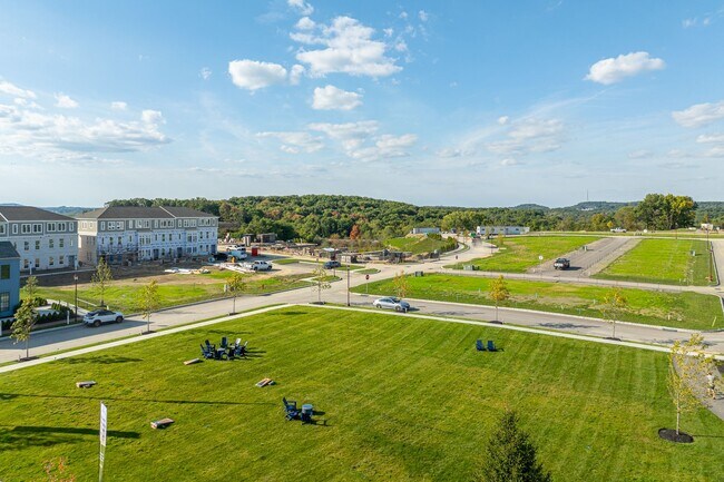 Building Photo - 405 Cranford Way