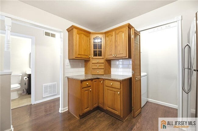 Building Photo - 151 Wyndham Pl