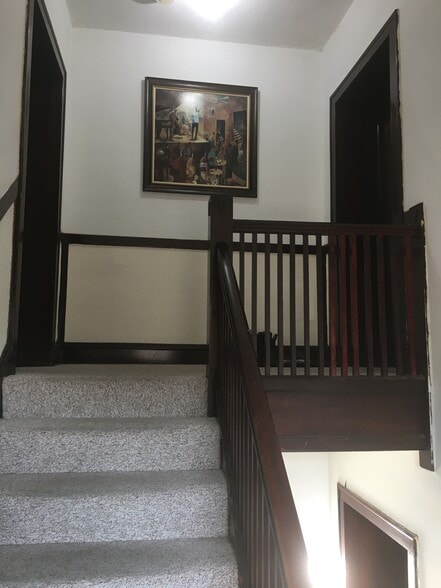 Hallway - 7619 S Phillips Ave