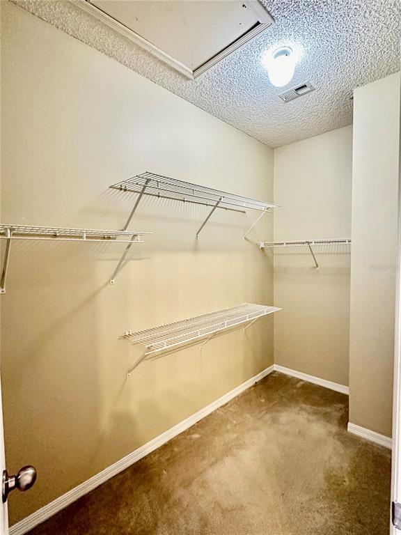 Building Photo - 5001 Baraldi Cir