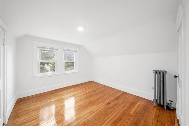 Building Photo - 180 Faneuil St