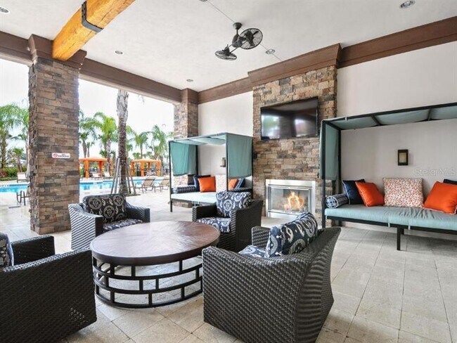 Building Photo - 7604 Oakmoss Loop