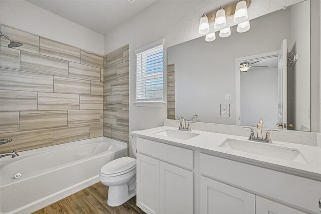 Building Photo - 6846 Termino Ln