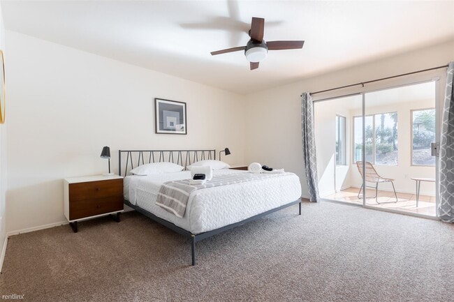 Building Photo - 3 br, 2 bath Duplex - 14263 North Fountain...