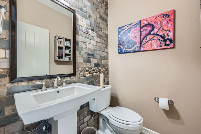 Building Photo - Luxury Living with Front Range Views, Hot ...