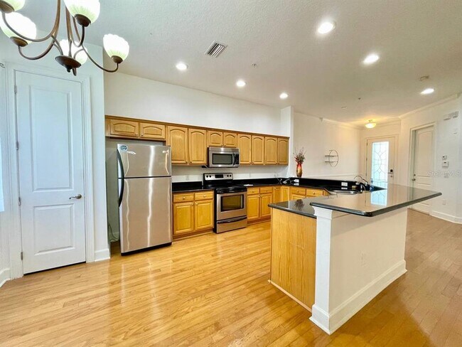 Building Photo - 8626 Miramar Terrace Cir