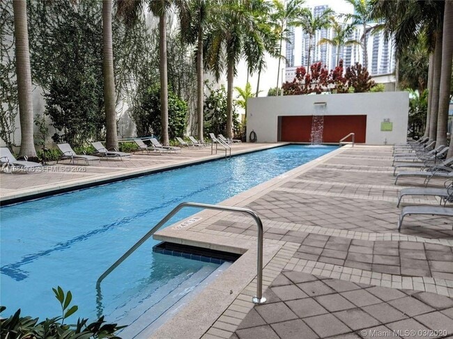 Building Photo - 133 NE 2nd Ave