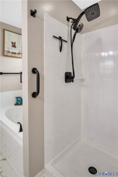 Building Photo - 10868 White Dogwood Dr