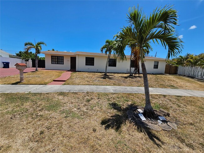 Primary Photo - 16321 SW 96th Ave