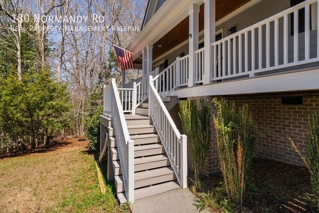 Building Photo - 180 Normandy Rd