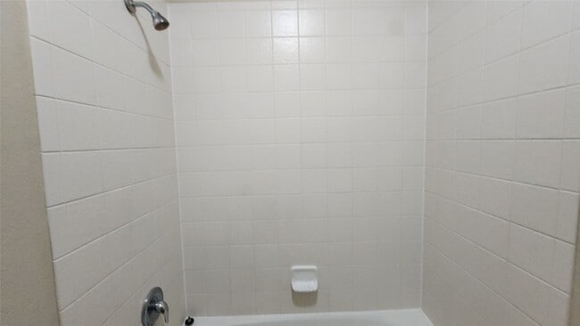 Building Photo - 4003 Hans St