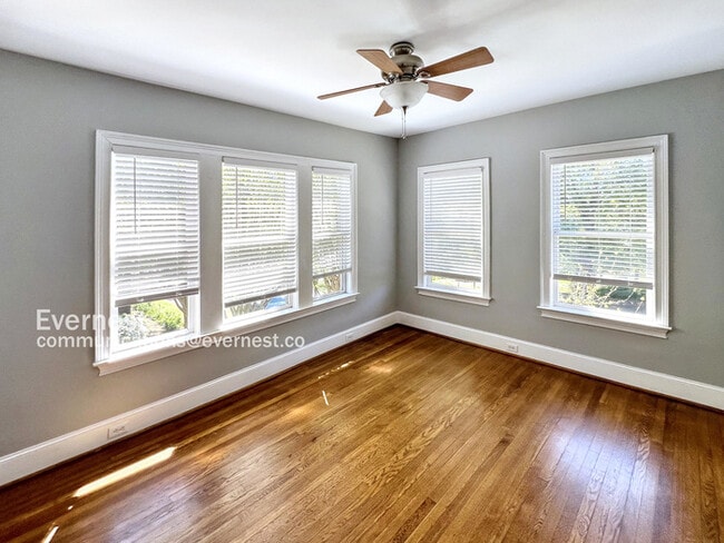 Building Photo - 2819 Highland Ave