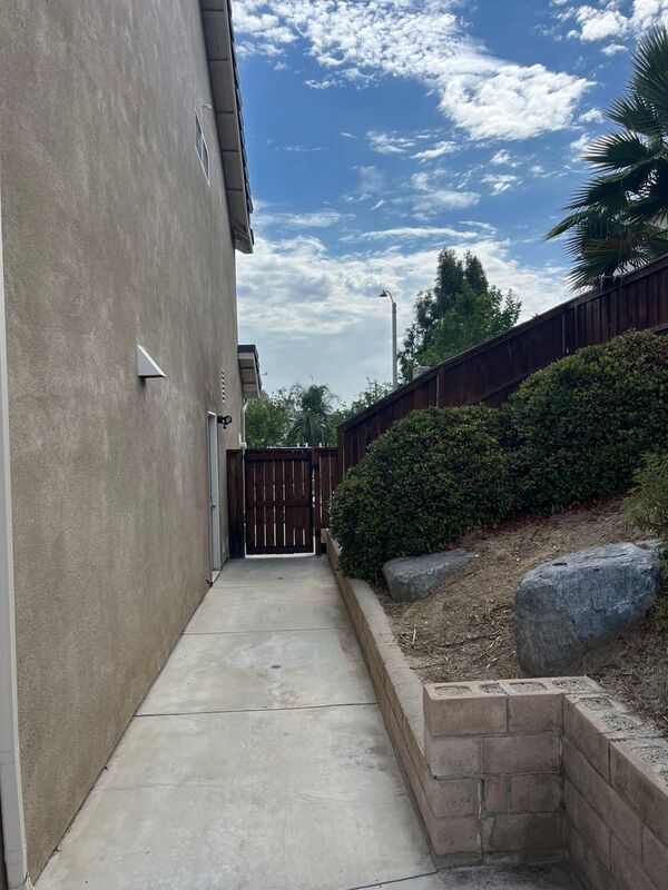 Building Photo - 39265 Eternity Ln