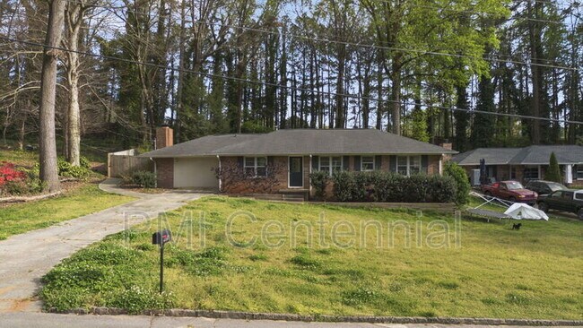 Building Photo - 2649 Homeland Dr