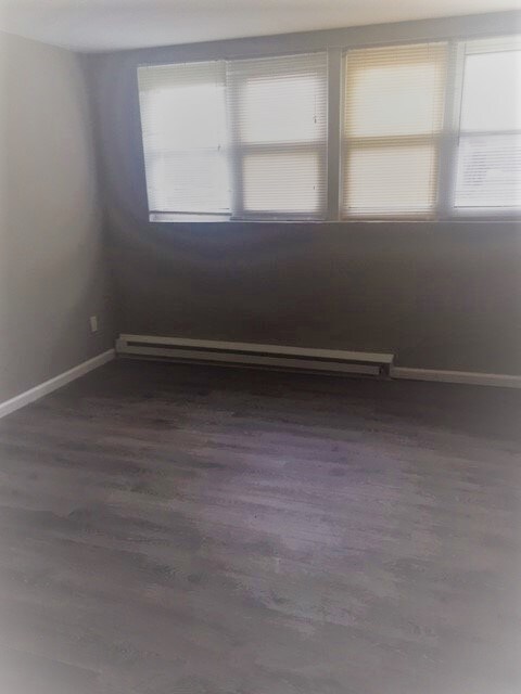 Building Photo - 127 Watson Ave