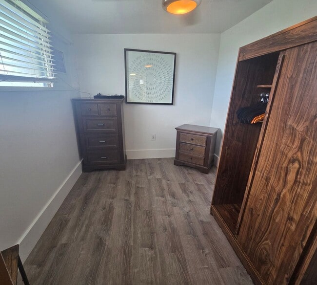 Building Photo - 75 Loha St