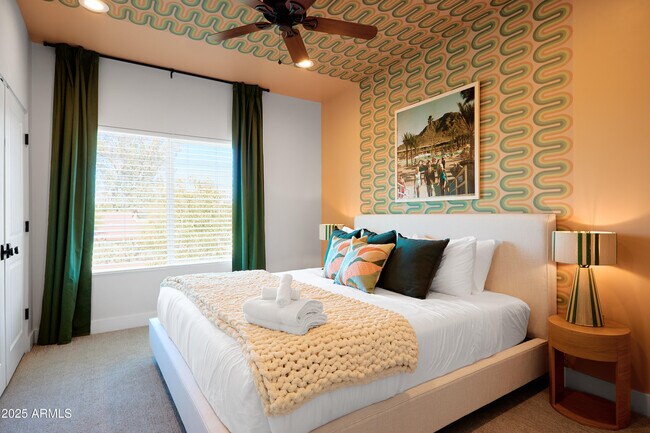 Building Photo - 3229 E Campbell Ave