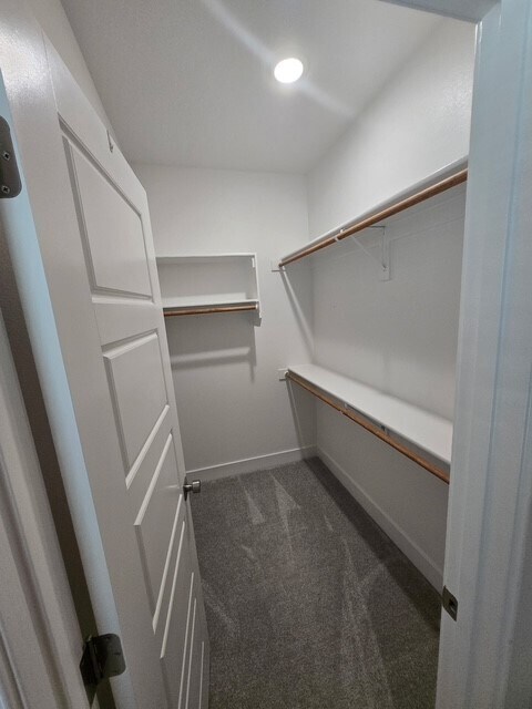 Building Photo - 6203 SW Luster Rd