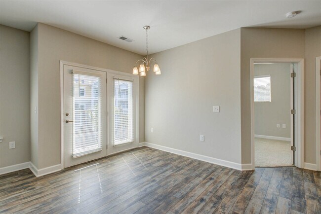 Building Photo - 7202 Bowen Corner Avenue Apt #Unit 10, Han...