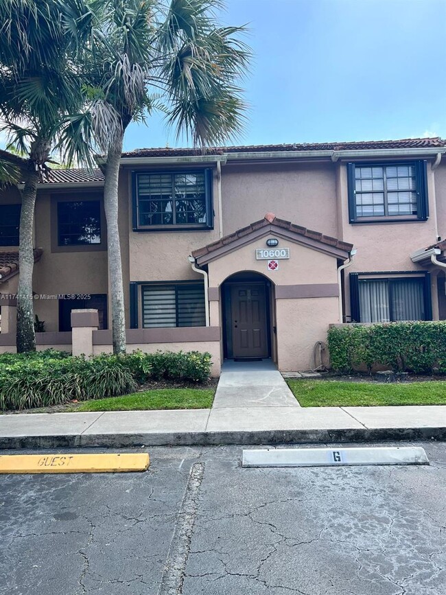 Building Photo - 10600 NW 14th St