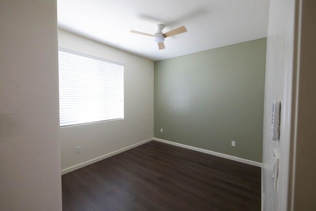 Building Photo - Lovely 3 bedroom home for rent in Hanford CA