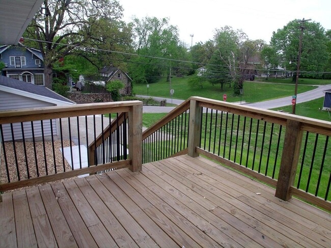 Building Photo - 424 N Clay St