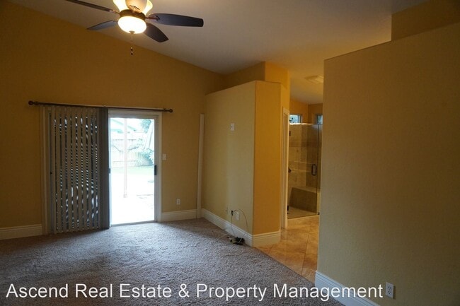 Building Photo - 4 br, 2 bath House - 10405 Heather Valley Dr.
