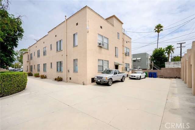 Building Photo - 200 E Lomita Ave