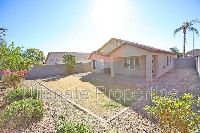 Building Photo - 8214 W Tonopah Dr