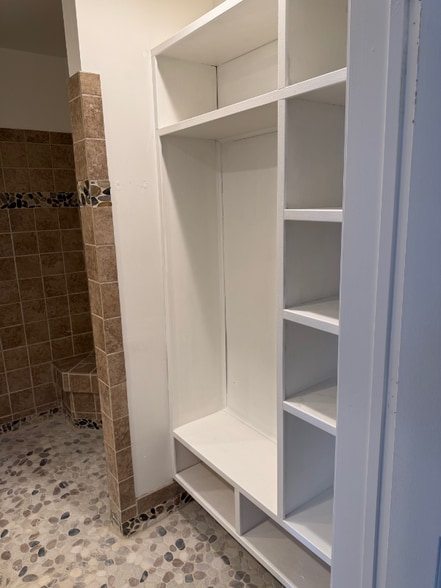 Building Photo - 113 Skeels Ave