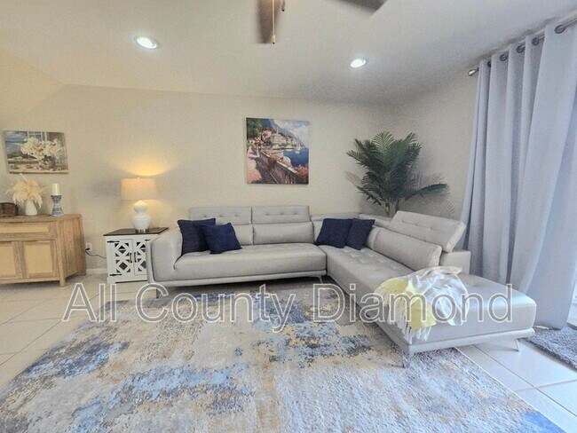 Building Photo - 17751 Panama City Beach Pkwy