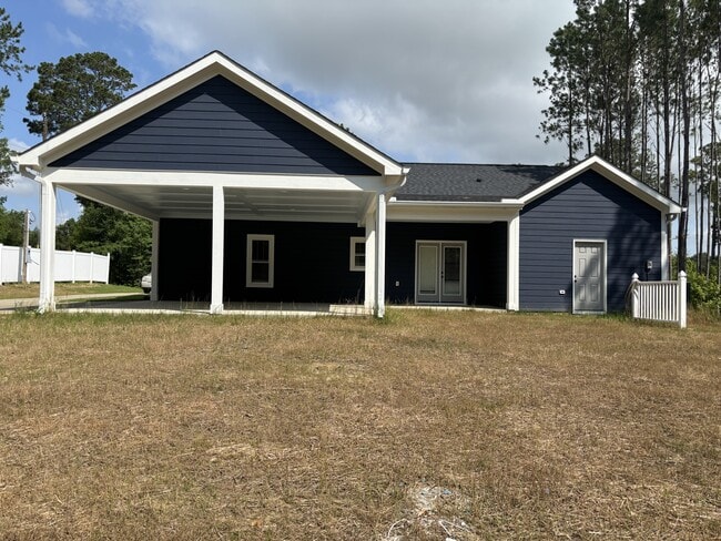 Building Photo - 718 S Pleasant Coates Rd