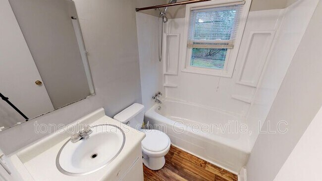 Building Photo - 115 Rasor Dr