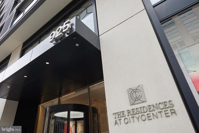 Building Photo - 925 H St NW