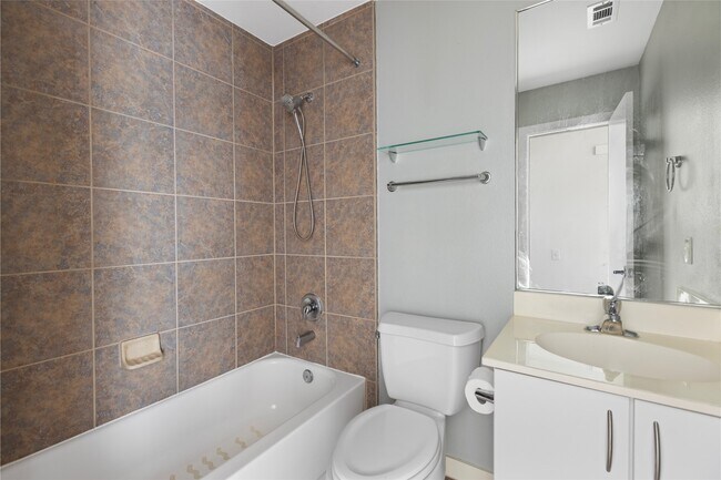 Building Photo - 6935 Yellowstone Way Dr